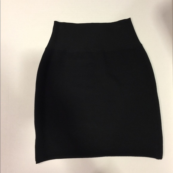 EILEEN FISHER SHORT SKIRT - Picture 3 of 6
